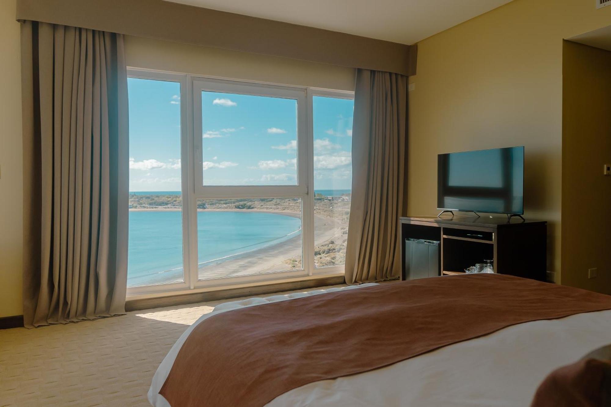 Rayentray Grand Hotel Puerto Madryn Exterior foto